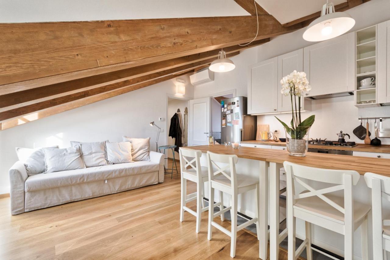 Mansarda In Borgo Po Apartment Turin Bagian luar foto