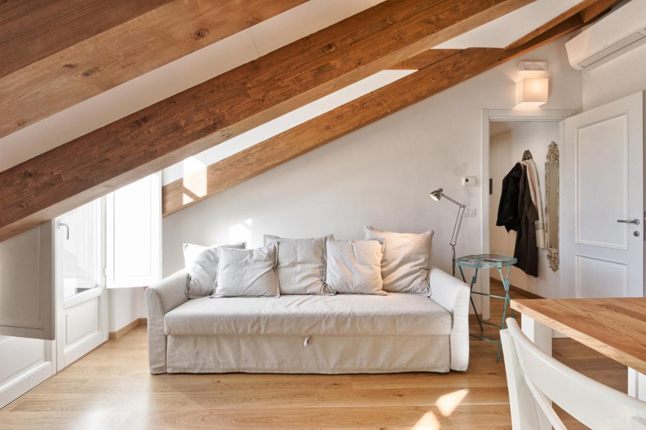 Mansarda In Borgo Po Apartment Turin Bagian luar foto